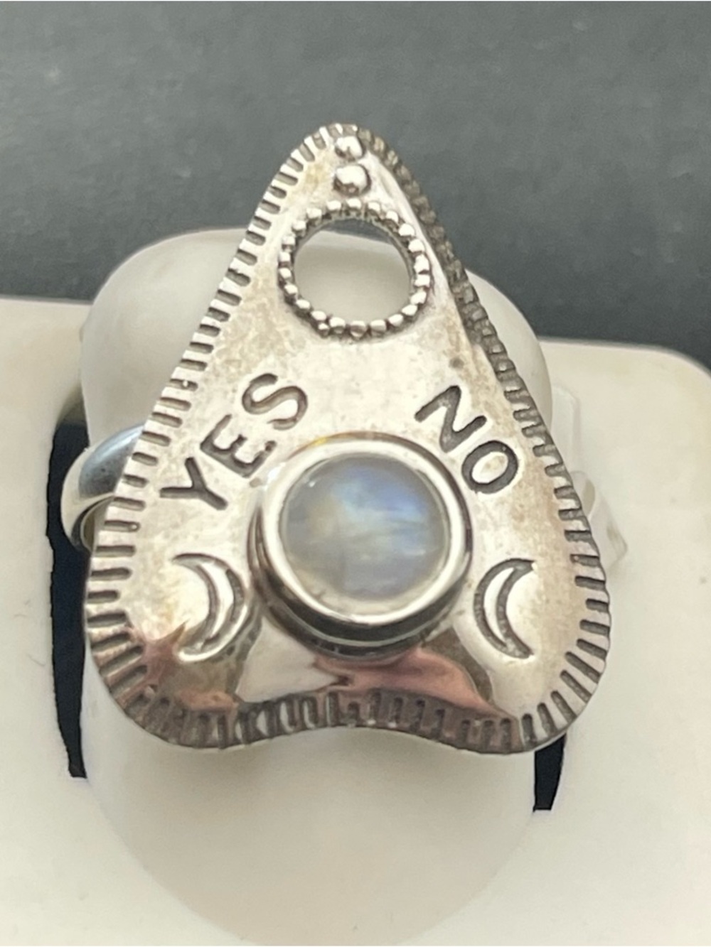 Spirit board Size 6 ouija moonstone silver ring